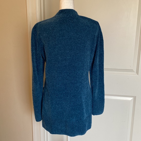 2 piece bundle- Isaac Mizrahi Cardigan Sweaters. Size XS. Grey/Teal. - Picture 3 of 11